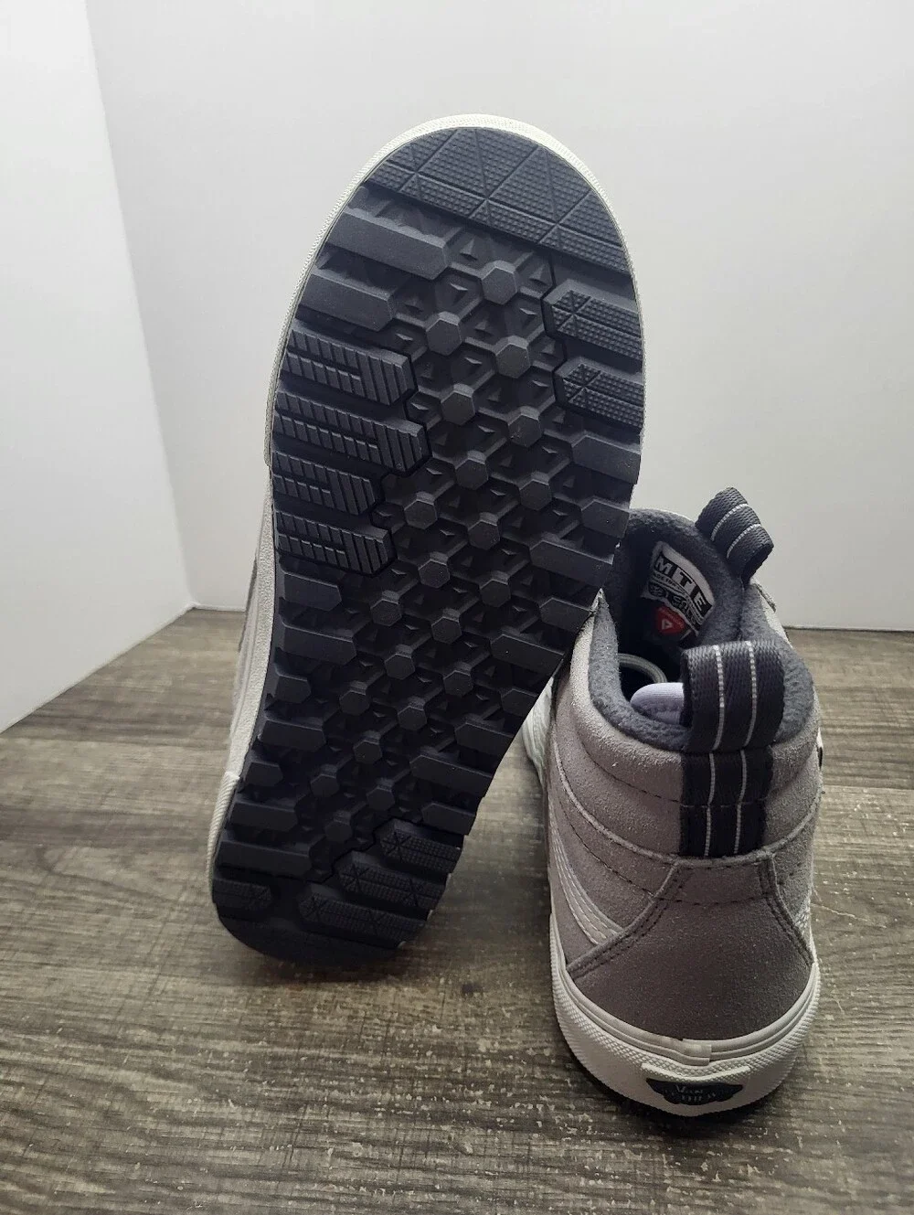 Vans Sk8-Hi MTE-2 Womens Shoes Size 8 Mens 6.5 Grey Cold Weather New
